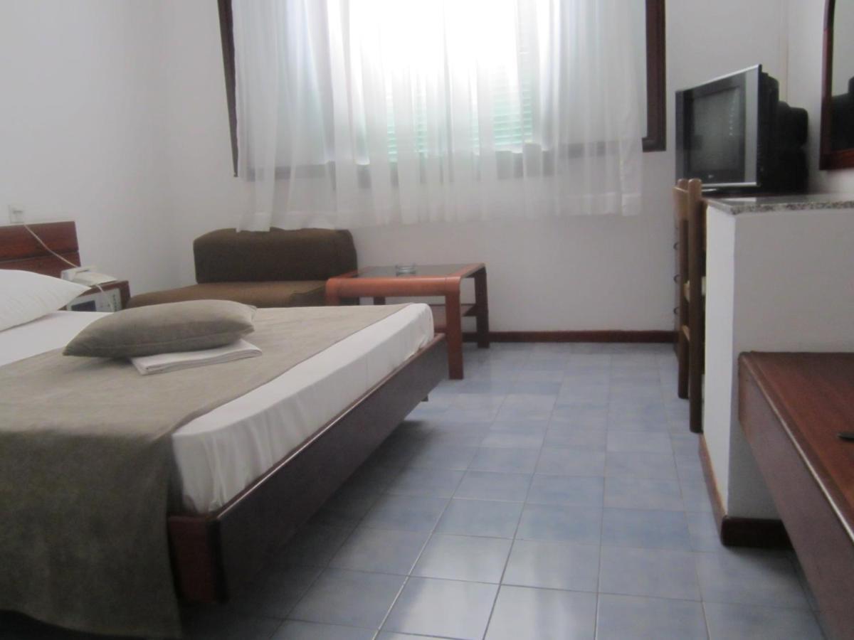 Hotel Zenit Neum Exterior photo